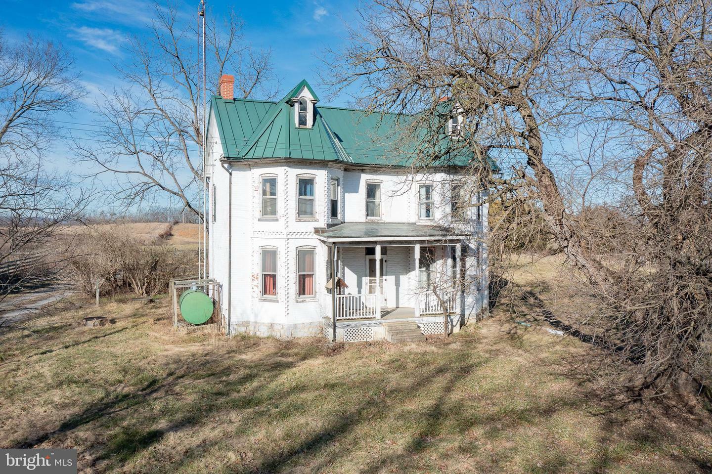 Property Photo: 2407 Greensburg Road WV 25404