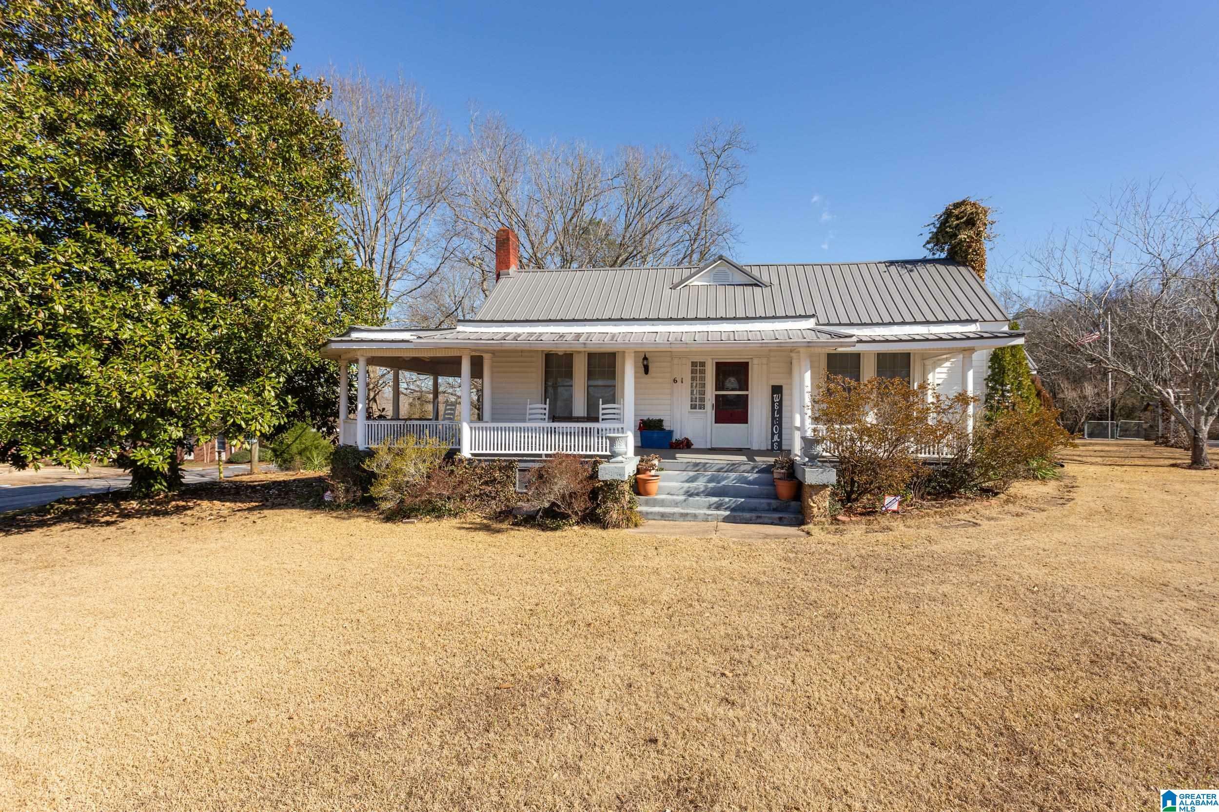 Property Photo:  61 Chestnut Street  AL 35096 