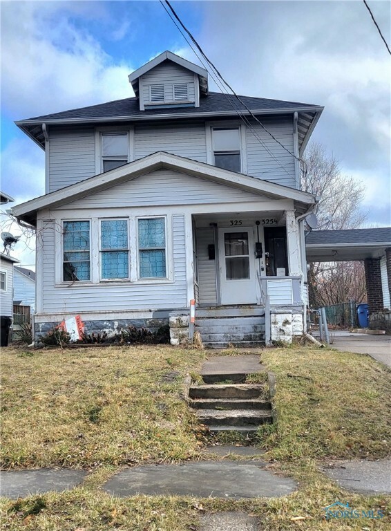 Property Photo:  325 Mayberry Street  OH 43609 