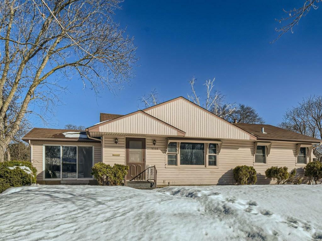 Property Photo:  1800 W 86th Street  MN 55431 