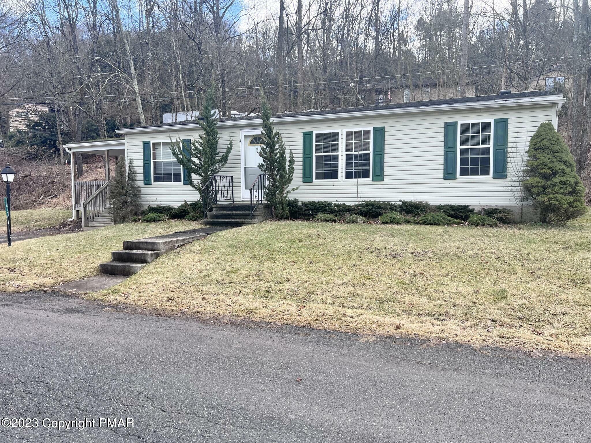 Property Photo:  1213 Blue Mountain Circle  PA 18353 