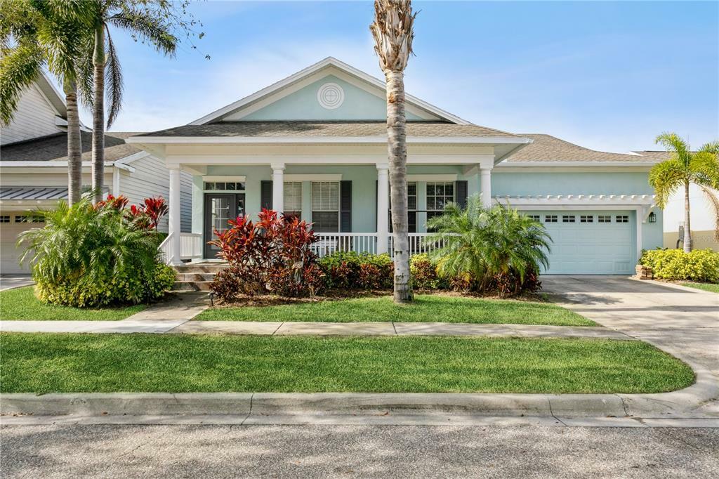 Property Photo:  420 Islebay Drive  FL 33572 