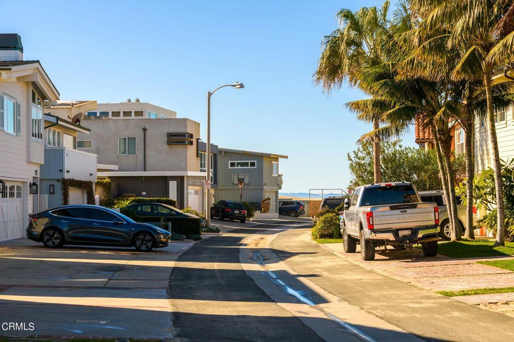 Property Photo: 1175 Cornwall Lane CA 93001