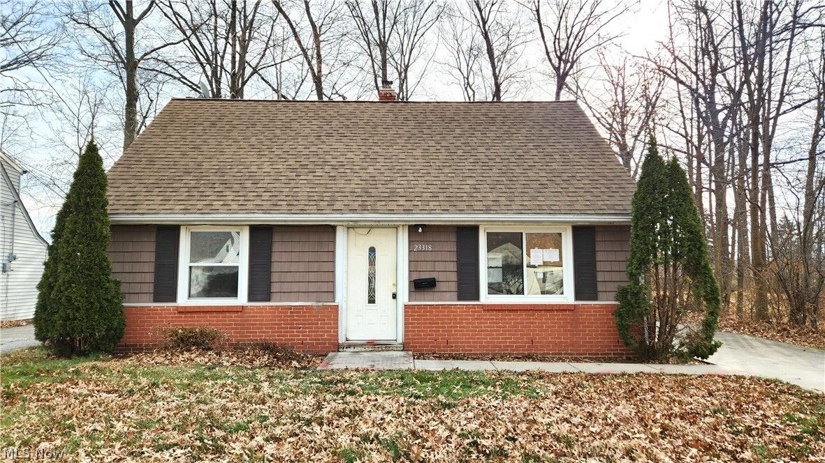 Property Photo:  23318 Williams Avenue  OH 44123 