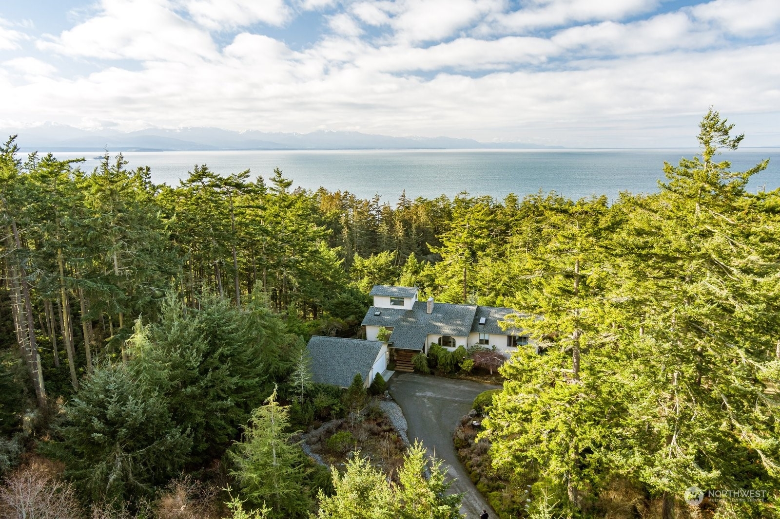 Property Photo:  508 Fort Ebey Road  WA 98239 