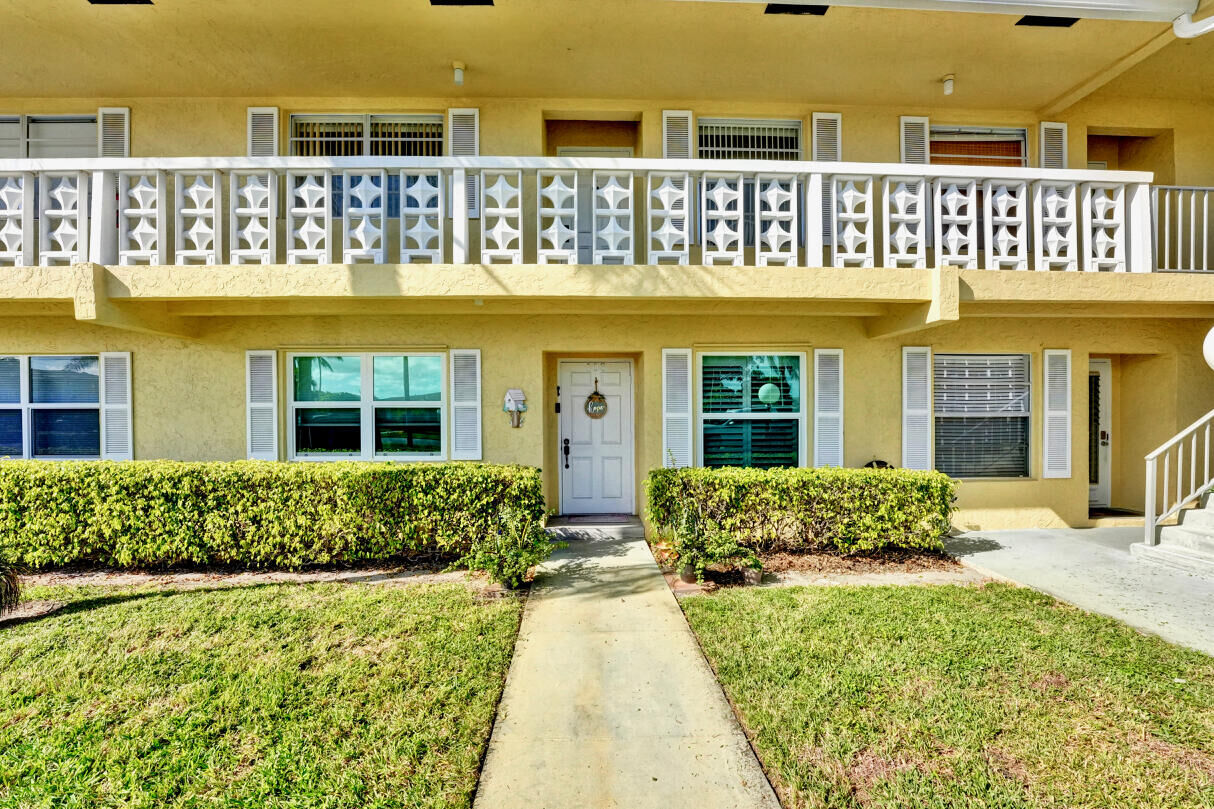 Property Photo: 1151 Calamondin Terrace 103 FL 33445