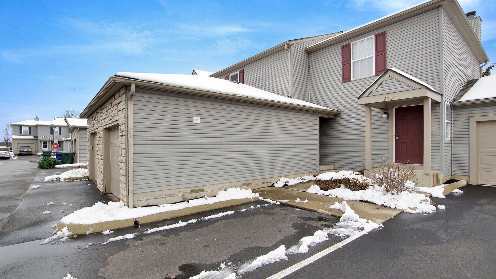 Property Photo:  2258 Lila Way  OH 43235 