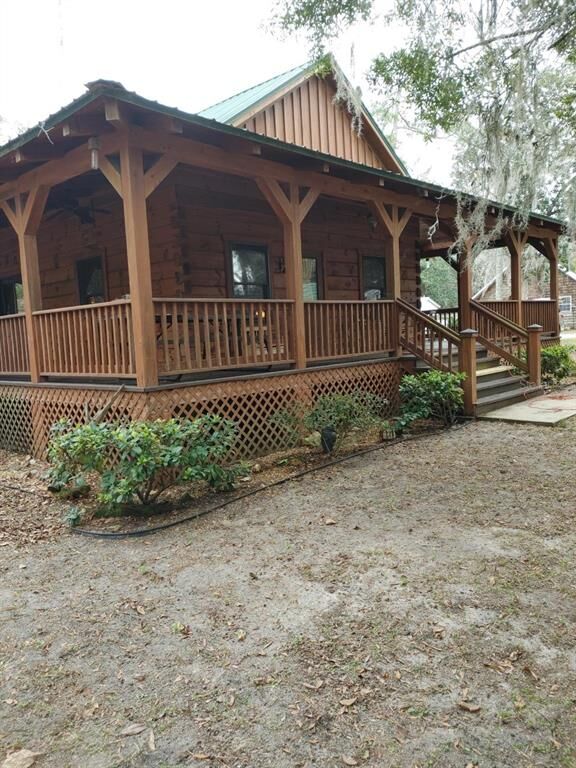 Property Photo:  12799 NW 93rd Lane  FL 32626 