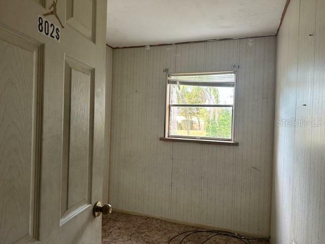 Property Photo: 2115 Parkview Avenue FL 34748