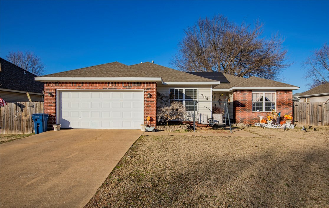 Property Photo:  705 Amanda Drive  AR 72761 