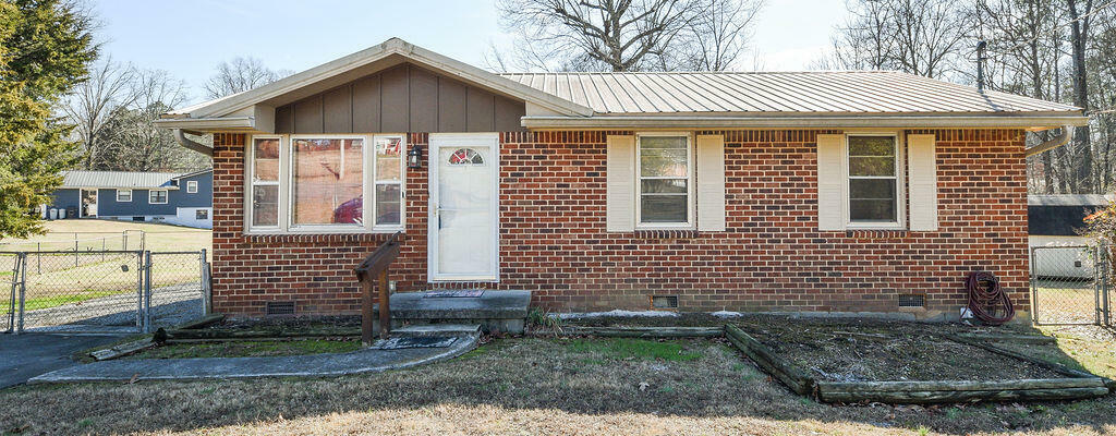 Property Photo: 3850 SE Williamsburg Road TN 37323