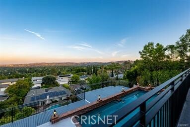 Property Photo:  5952 Woodland View Drive  CA 91367 