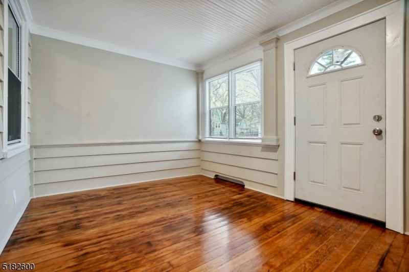 Property Photo:  160 Vermont Ave  NJ 07106 