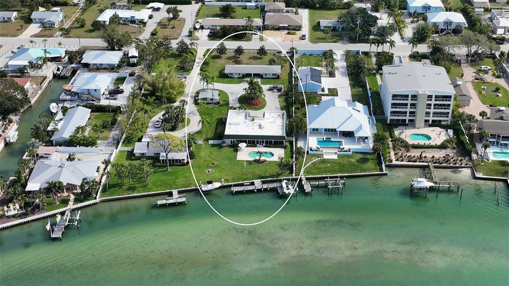 Property Photo:  311 Bayshore Road  FL 34275 