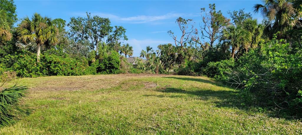 Property Photo: 251 Sunset Rd FL 33947