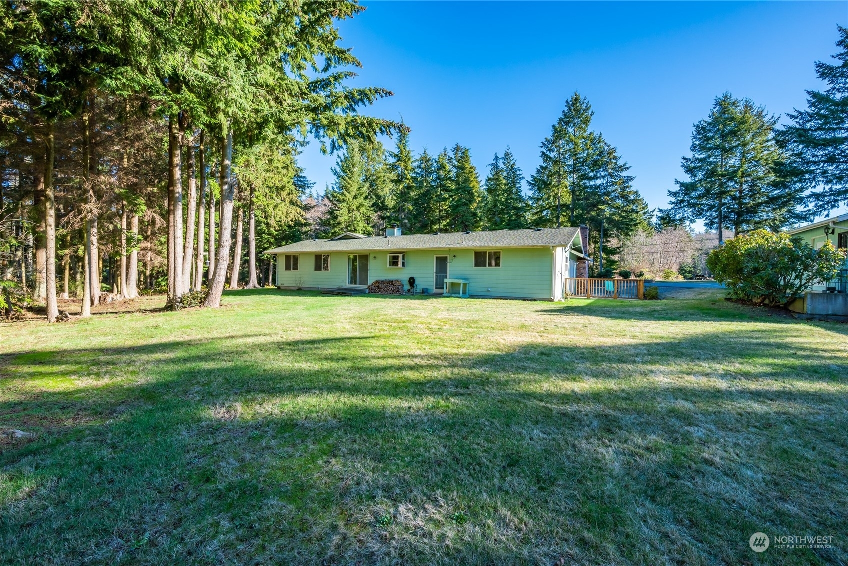 Property Photo:  1239 Eagle Ridge Road  WA 98277 