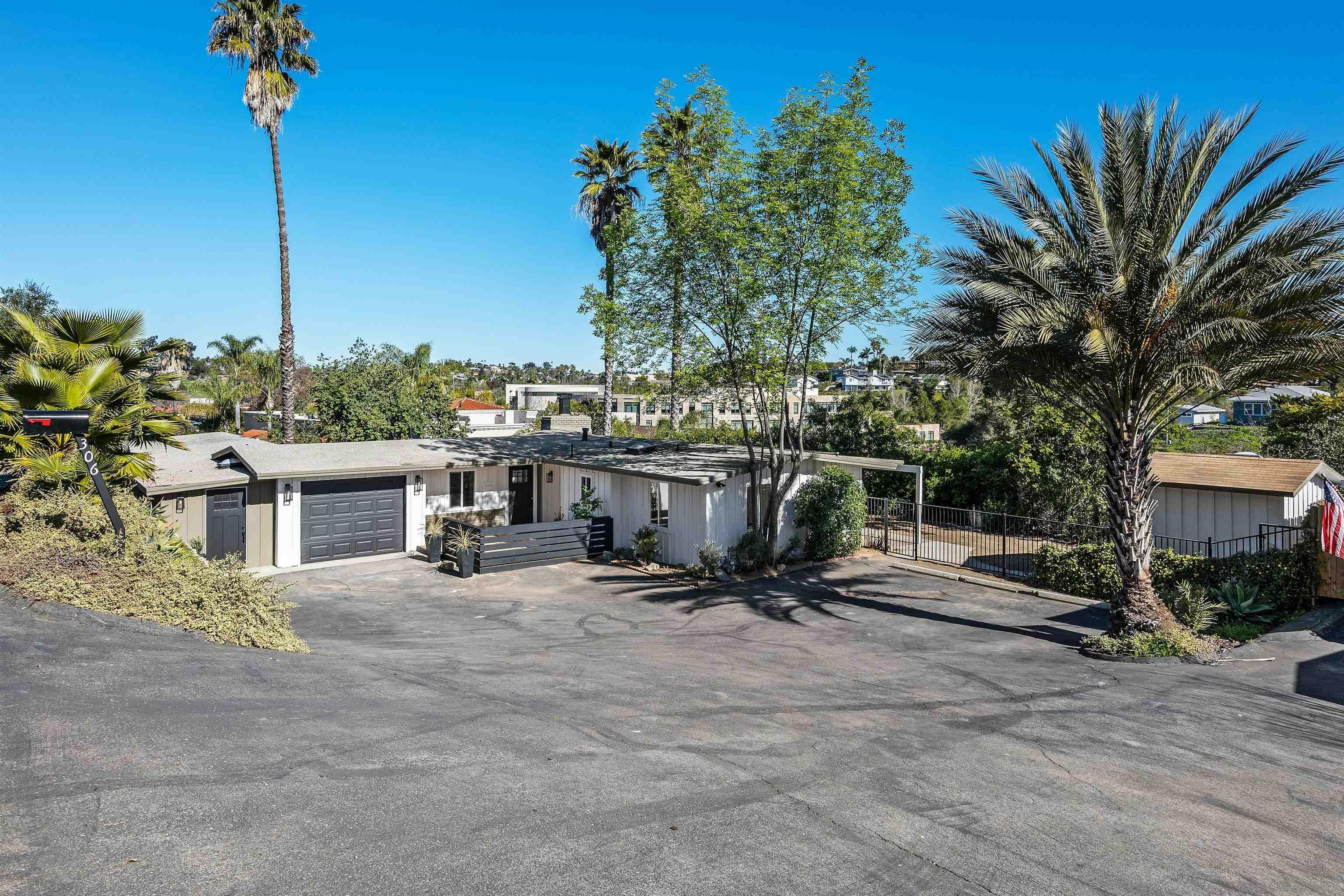 306 Morningside Ter  Vista CA 92084 photo