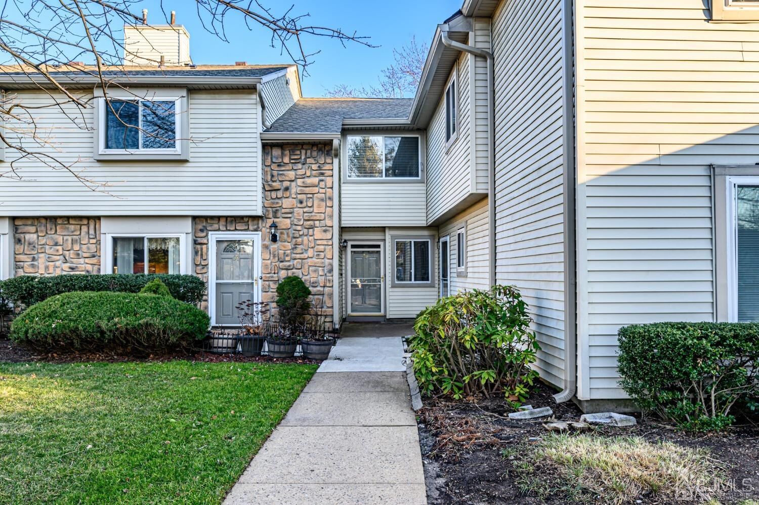 Property Photo: 93 Chatham Court 1104 NJ 08520