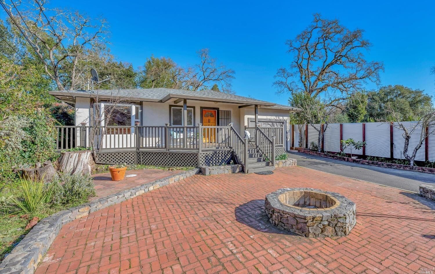 Property Photo:  13827 Williams Road  CA 95442 