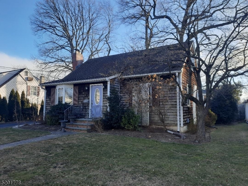 Property Photo:  102 Minerva Ave  NJ 07506 