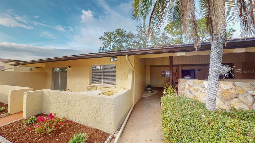 Property Photo: 1220 13th Circle SE 1220 FL 33771