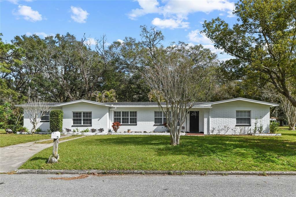 Property Photo:  957 Hanover Avenue  FL 32789 