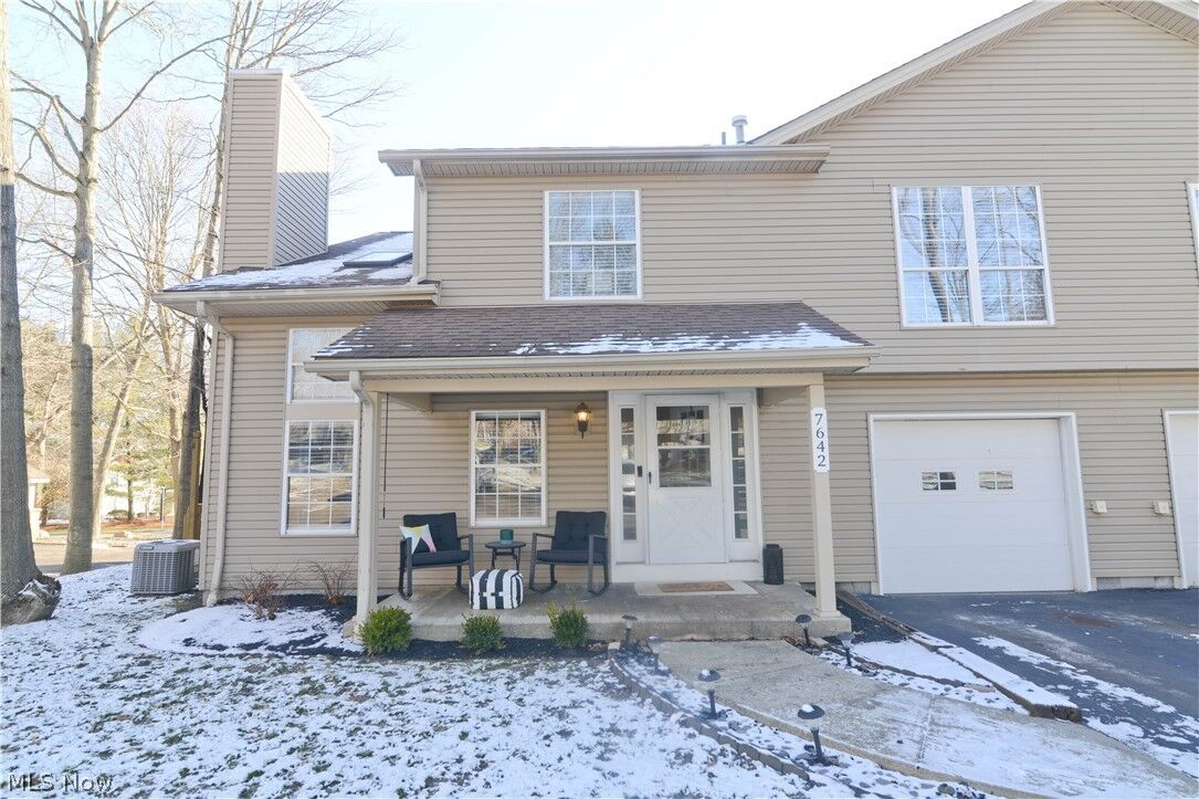 Property Photo: 7642 Huntington Drive OH 44512