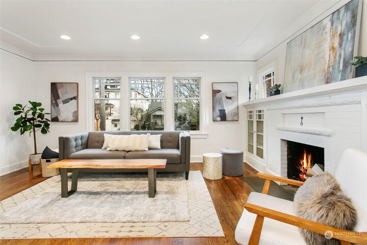 Property Photo:  3619  Burke Avenue N  WA 98103 