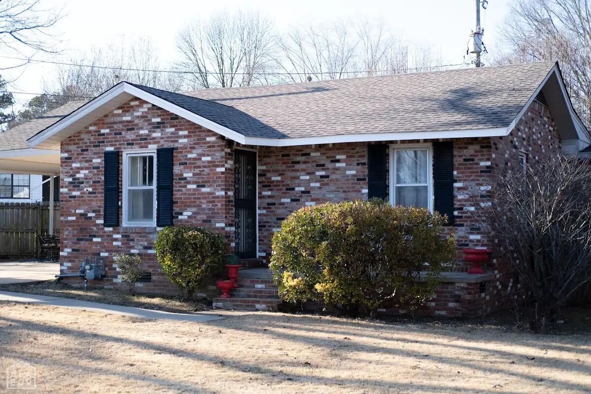 Property Photo:  420 Ridgecrest Street  AR 72401 