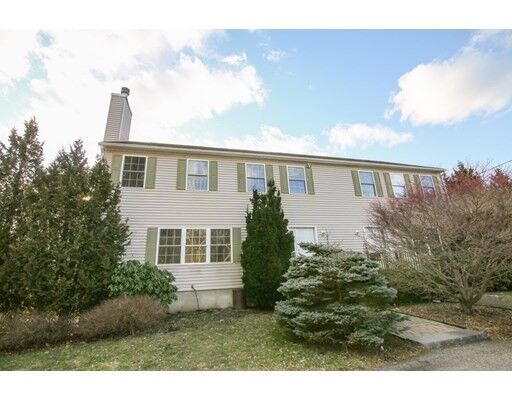 Property Photo:  124 Magnolia  MA 01930 