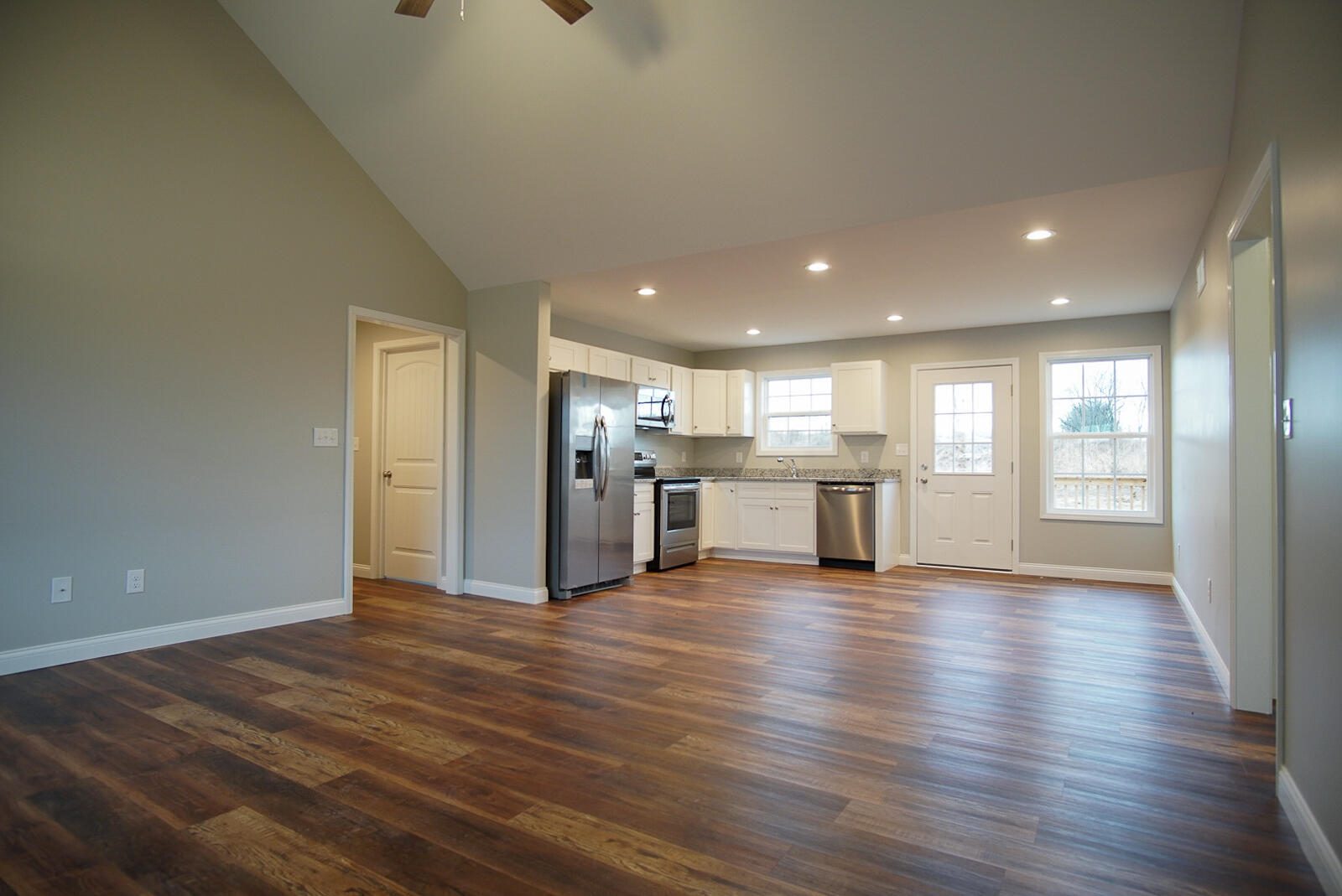 273 Pinehurst Way  Harrodsburg KY 40330 photo