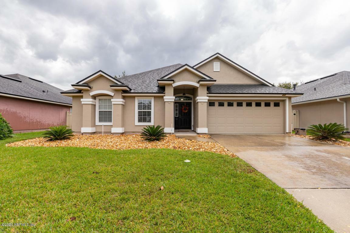 Property Photo:  417 Fort Drum Court  FL 32092 