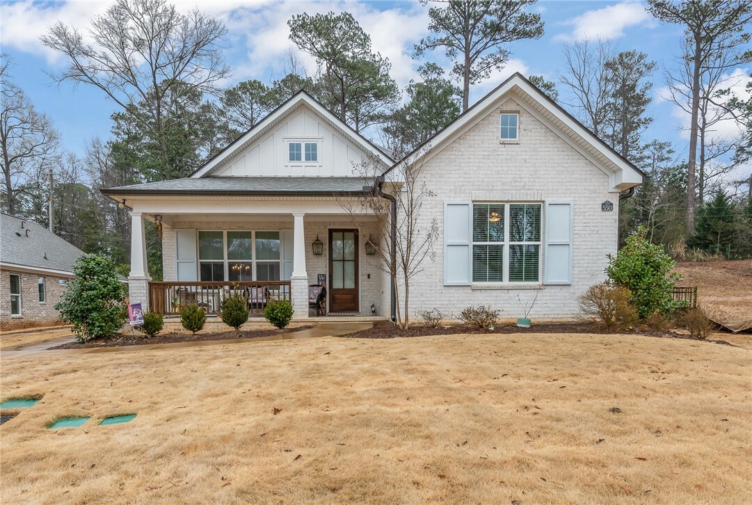 Property Photo:  550 Arbor Drive  AL 36830 