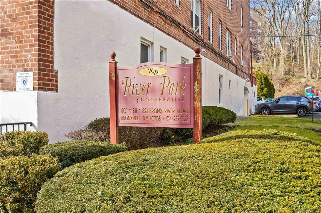 Property Photo: 821 Bronx River Road 4F NY 10708