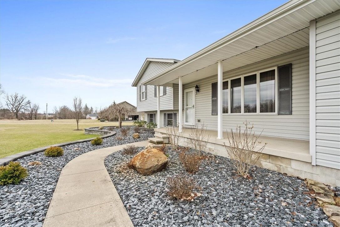 Property Photo:  176 Hoffmaster Rd  PA 16102 