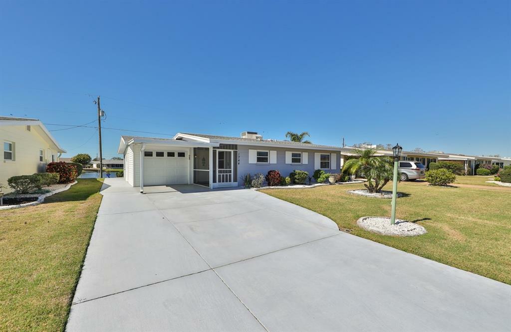 Property Photo:  1744 Council Drive  FL 33573 