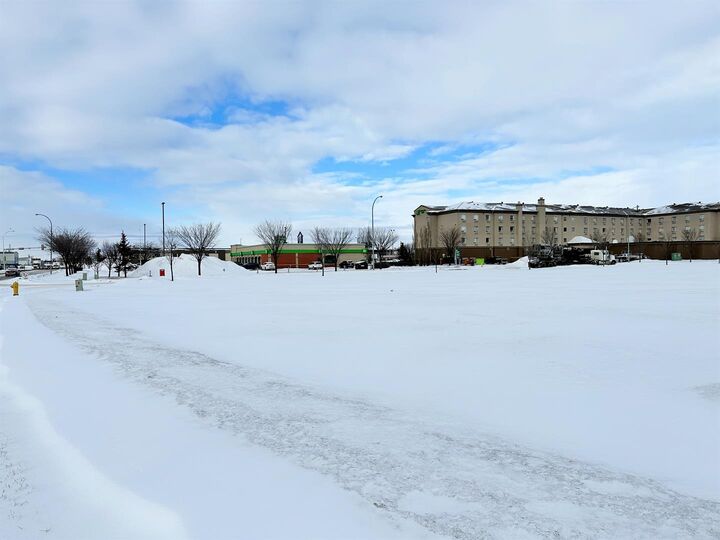 Property Photo: 9801 107 Street AB T8V 8E7