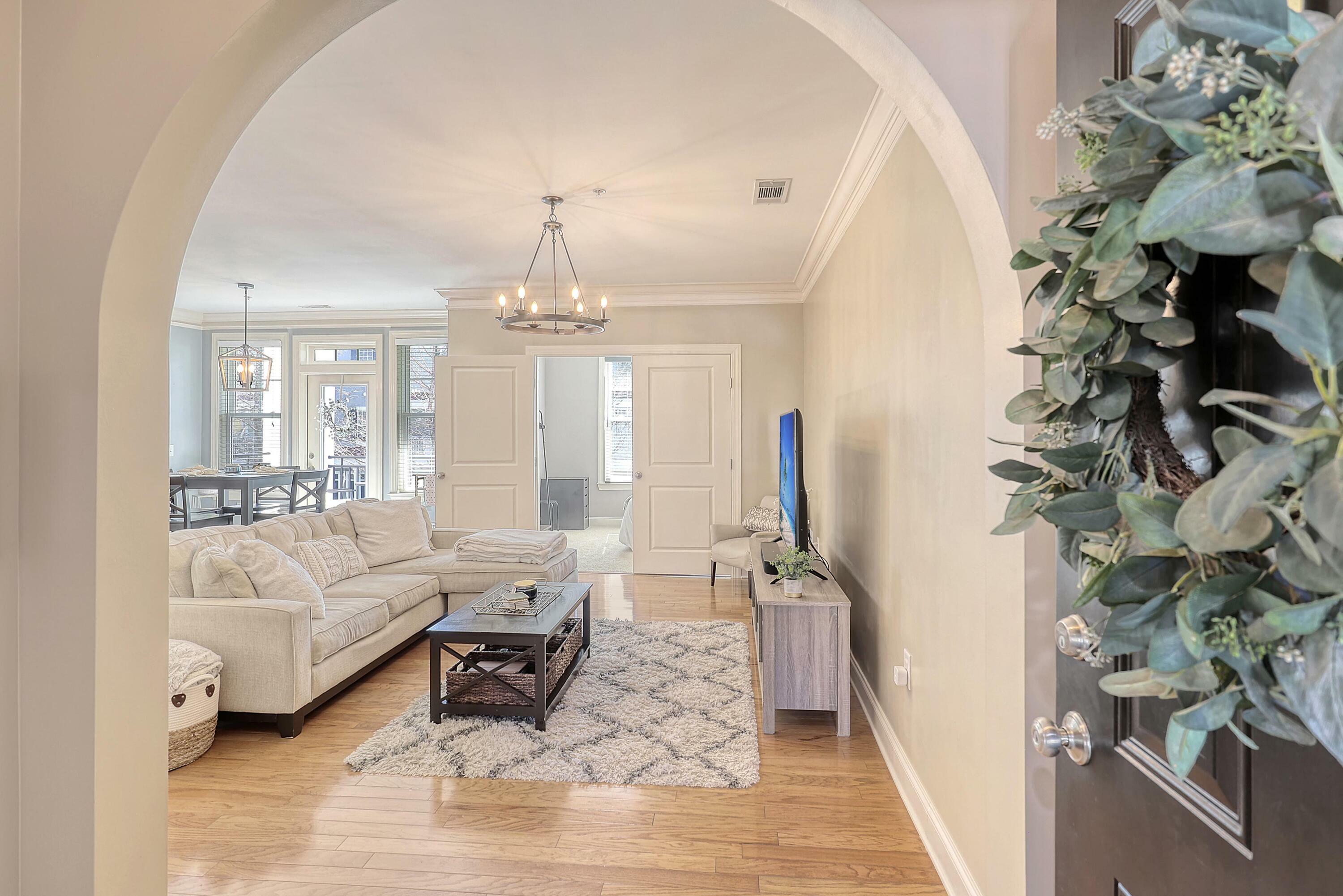 1900 Belle Isle Avenue 202  Mount Pleasant  29464 photo
