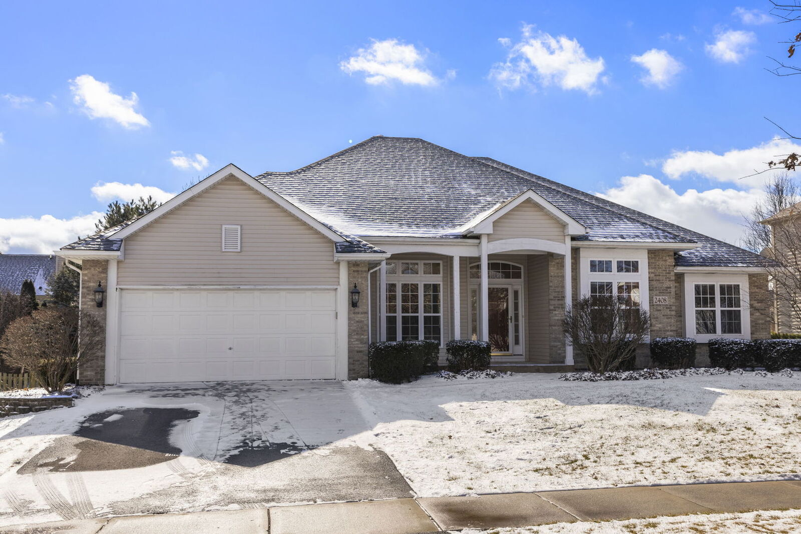 Property Photo: 2408 Wild Timothy Road IL 60564