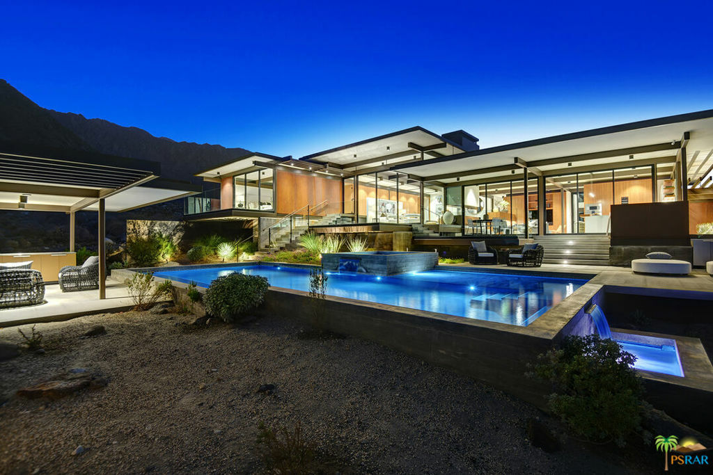 Property Photo: 2465 Winter Sun Drive CA 92262