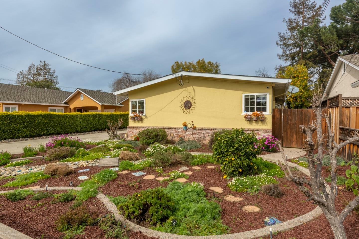 Property Photo:  1923 Willow Street  CA 95125 