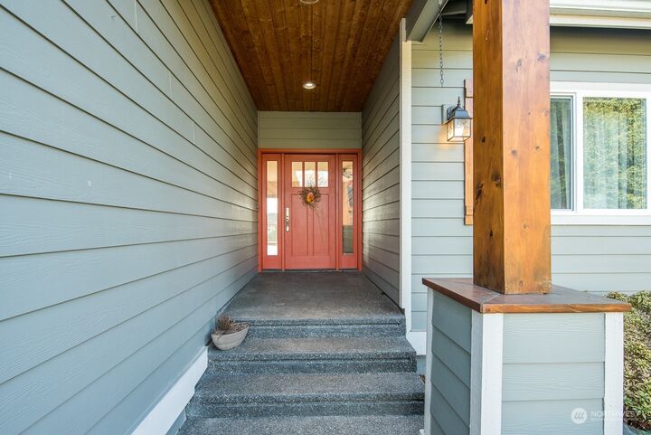 Property Photo:  2441 Hilltop Road  WA 98248 