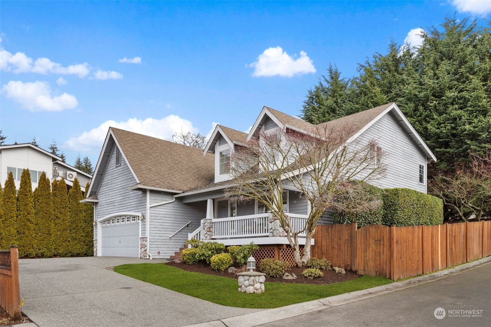 Property Photo:  12428 84th Avenue NE  WA 98034 