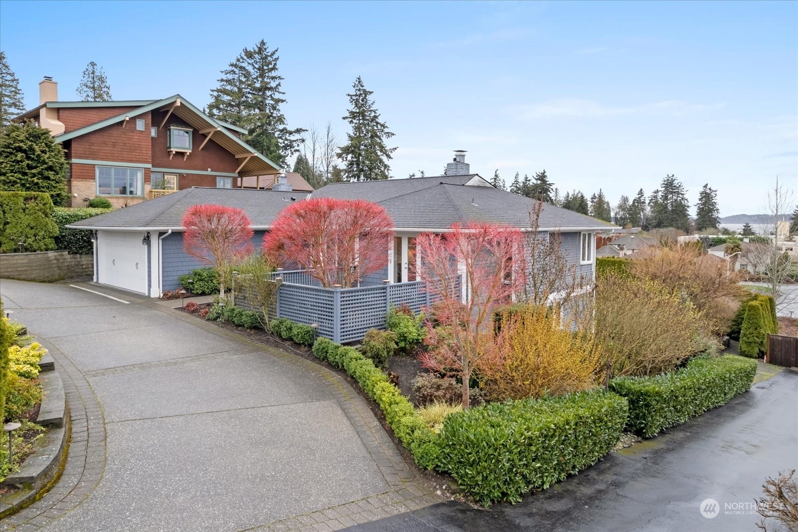 Property Photo:  657 9th Avenue N  WA 98020 