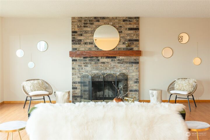 Property Photo:  2728 W Crestline Drive  WA 98226 