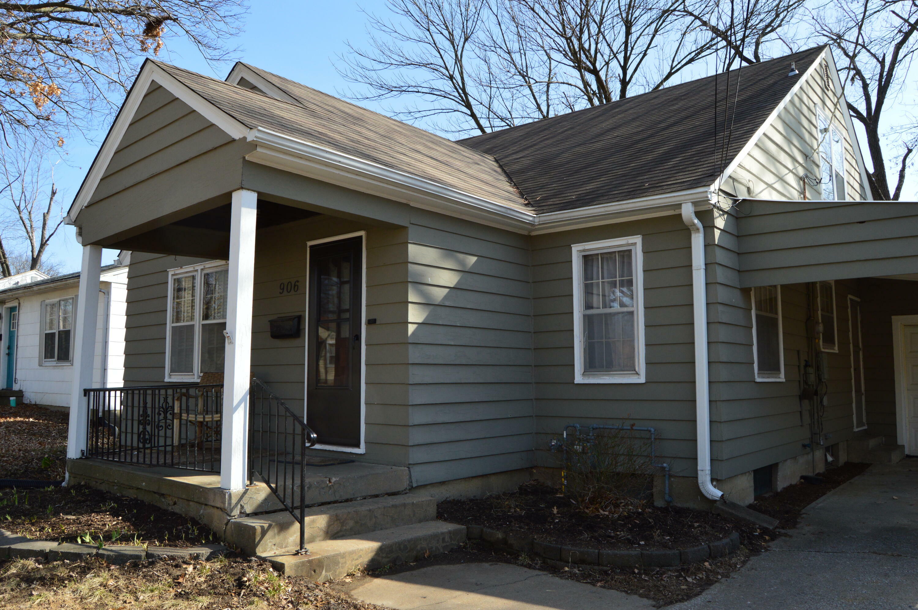 Property Photo:  906 W Worley St  MO 65203 