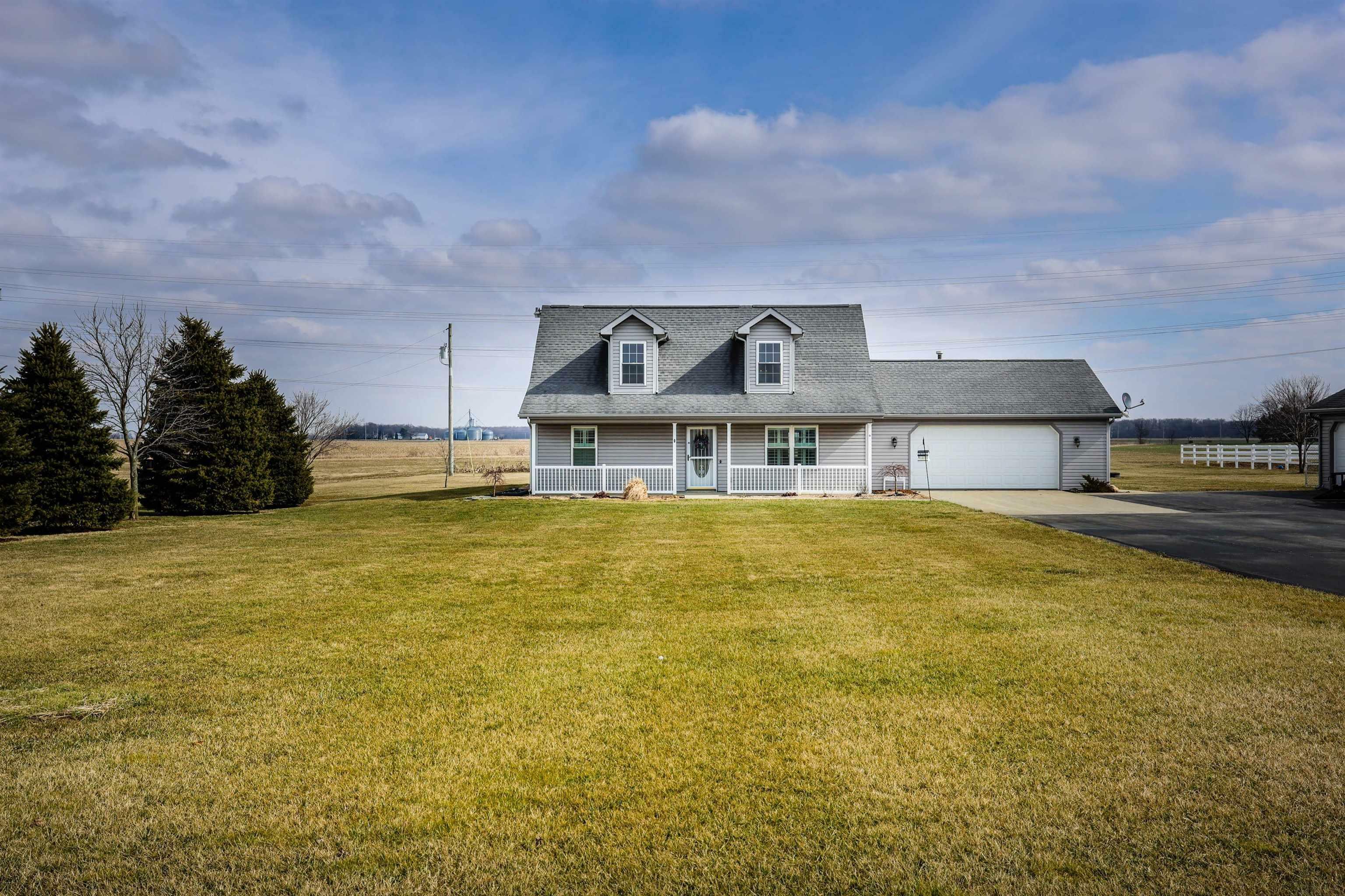 Property Photo:  5611 S Doyle Road  IN 46774-9616 