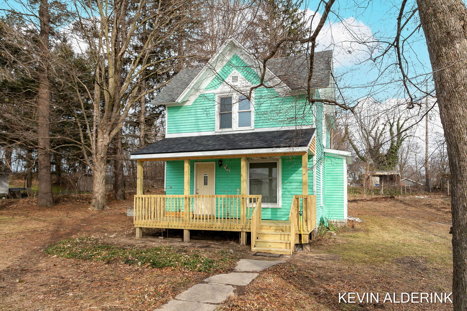Property Photo:  212 W 1st Street  MI 49408 