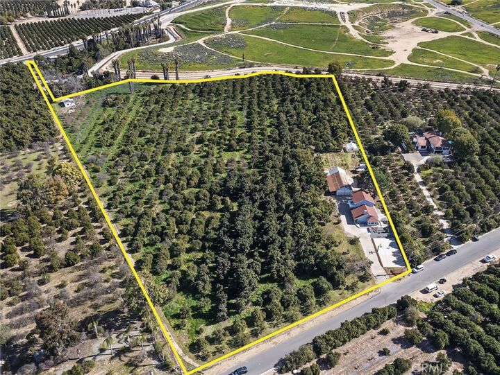 Property Photo:  2075 Myers Street  CA 92503 