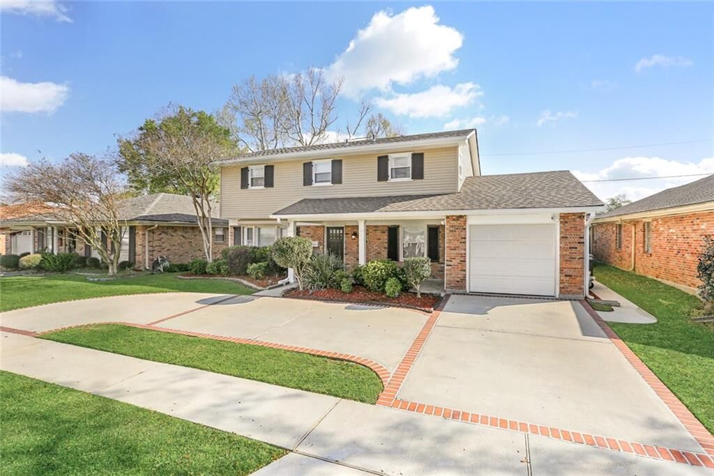 Property Photo: 2101 Riviere Avenue LA 70003